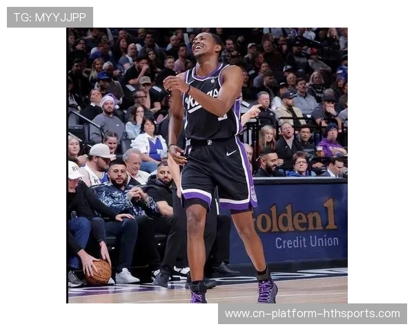 福克斯突破上篮，国王主场扩大领先