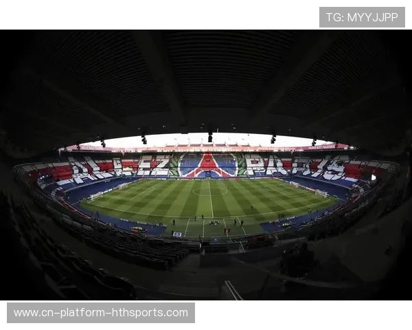 王子公园球场掌声不断：在掌声中感受巴黎之心